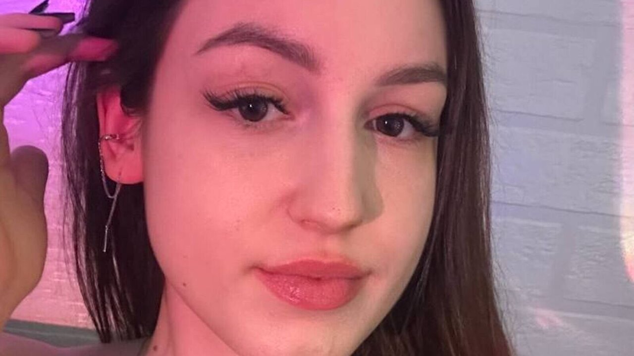 Live Porn Camera of AnnaSpencer